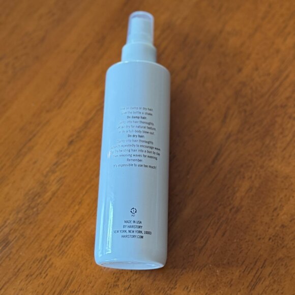 HAIRSTORY UN-DRESSED Volume & Texture Spray - Picture 2 of 2